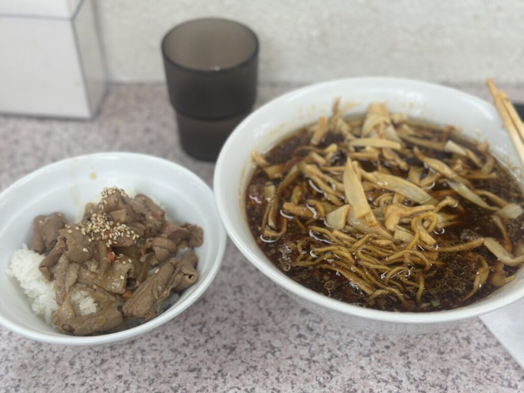 初めまして！スタッフの小屋です！
