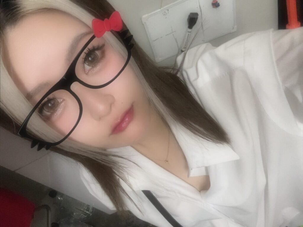 あやです(๑•̀ㅁ•́ฅ✨