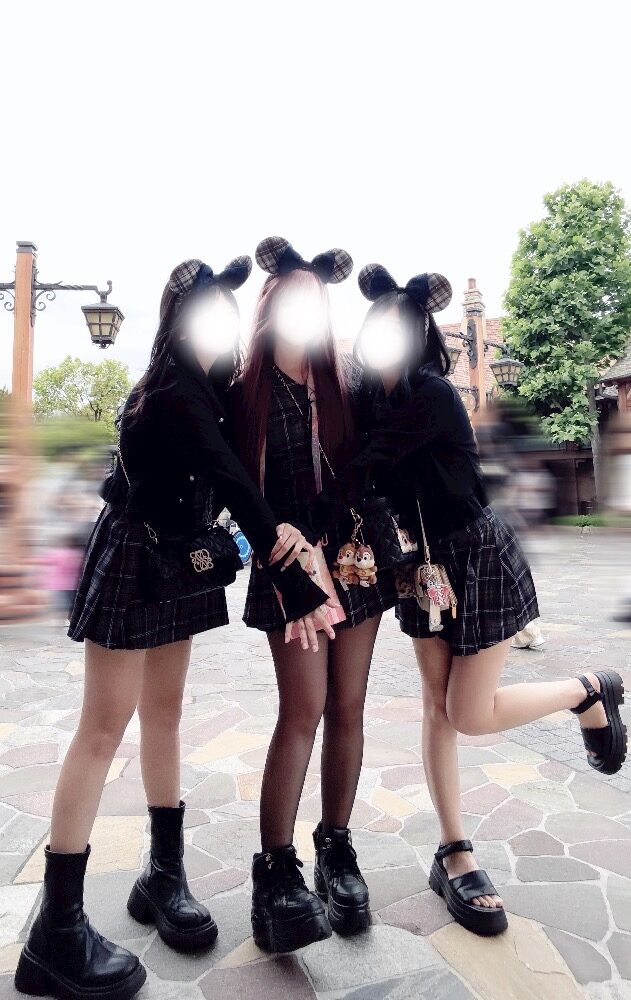 こんばんは！あかりです🖤