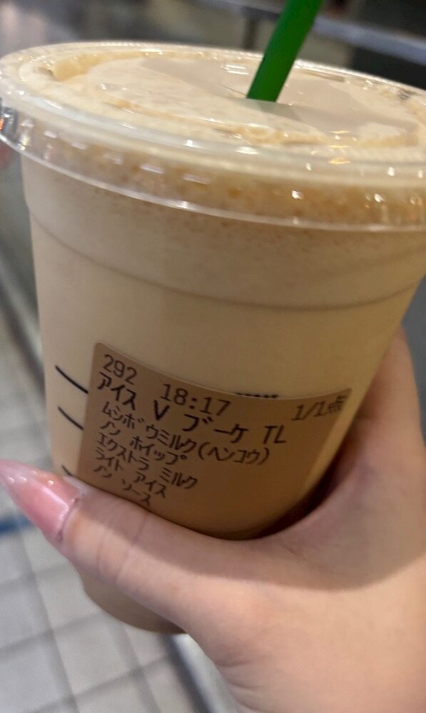 こんばんは！あかりです🖤